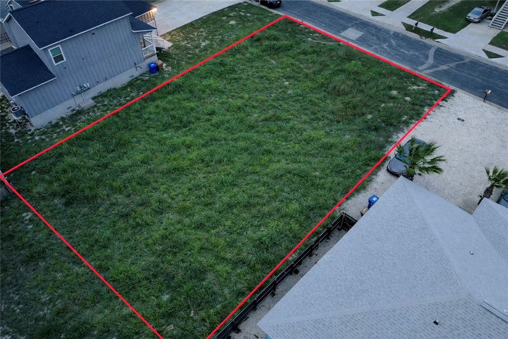 15541 Palmira Ave, Corpus Christi, TX 78418 — photo 4