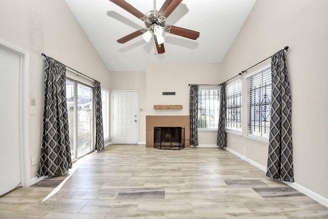 12232 Coppertree Lane 122, Houston, TX 77035