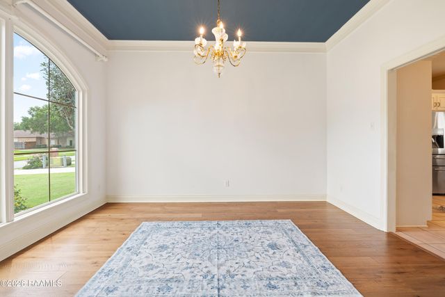 119 E Peck, Lafayette, LA 70508