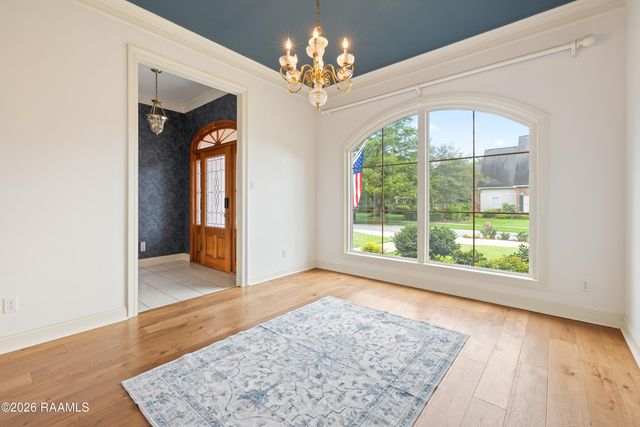 119 E Peck, Lafayette, LA 70508