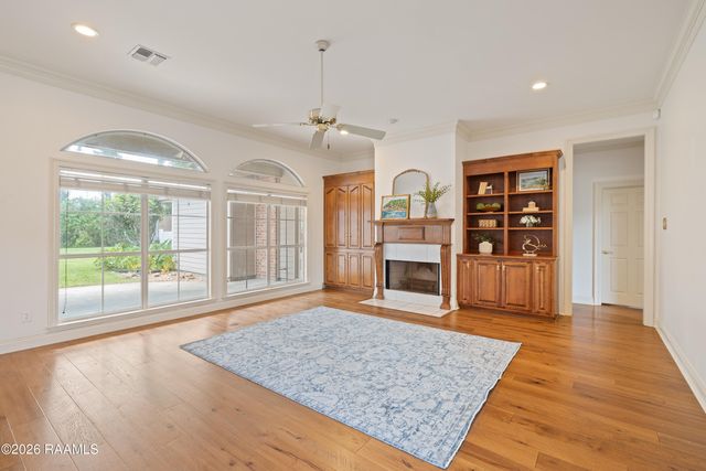 119 E Peck, Lafayette, LA 70508