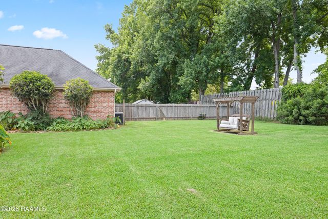 119 E Peck, Lafayette, LA 70508