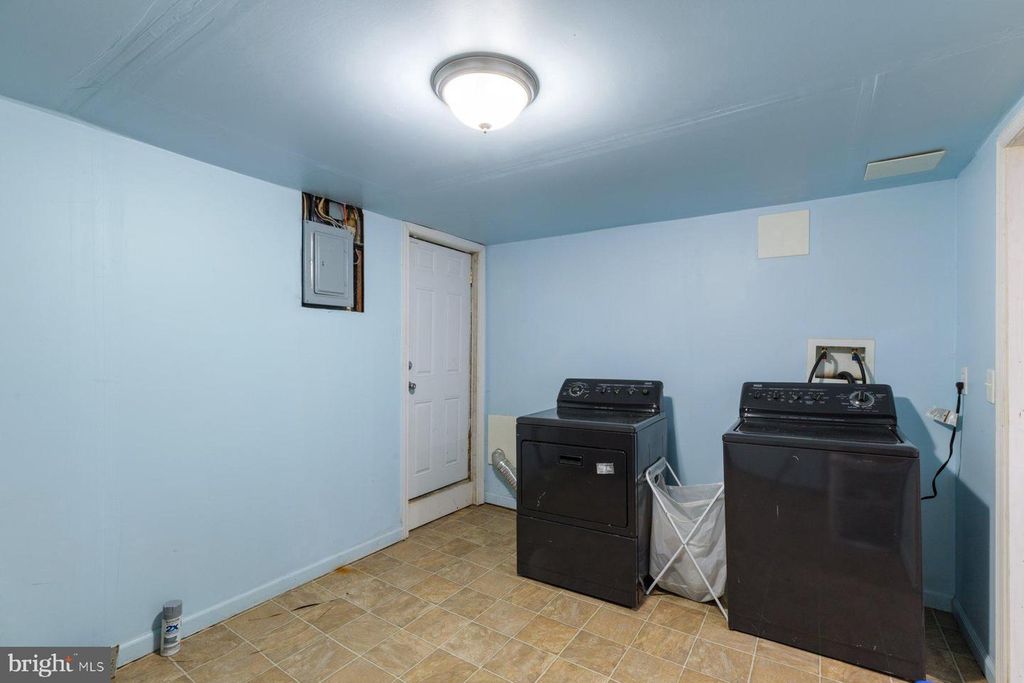 4320 WOODLEA AVE, Baltimore, MD 21206