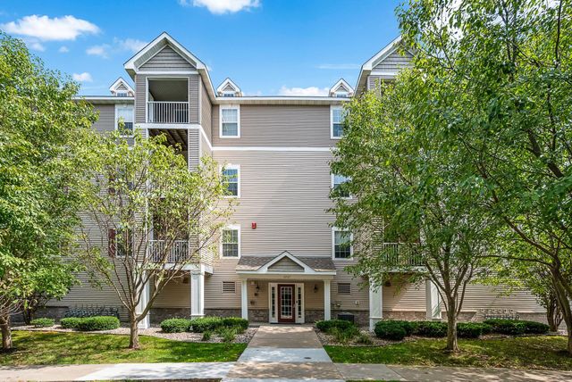 12727 College View Drive 203, Eden Prairie, MN 55347