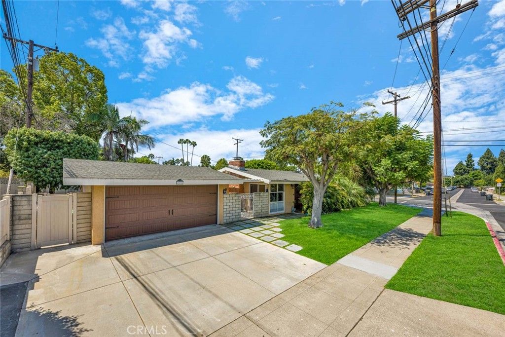 205 S Flower, Orange, CA 92868 — exterior
