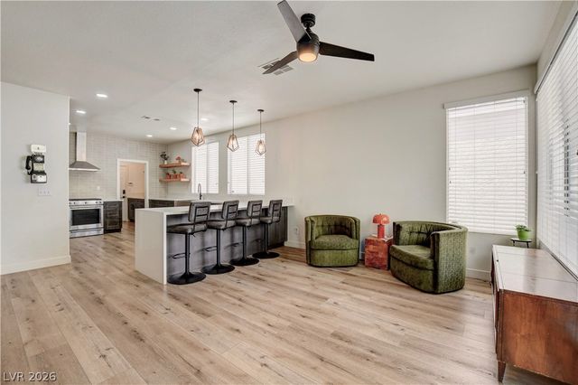 1854 Desert Forest Way, Henderson, NV 89012