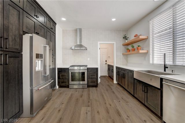 1854 Desert Forest Way, Henderson, NV 89012