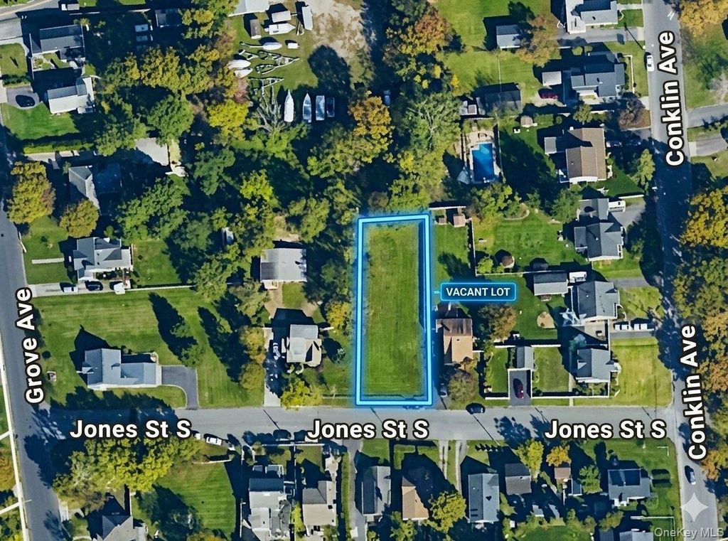 15 Jones Street, Patchogue, NY 11772 — photo 3