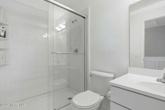 42 Diamond Lane, Howell, NJ 07731