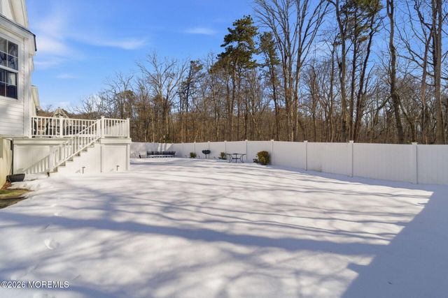 42 Diamond Lane, Howell, NJ 07731