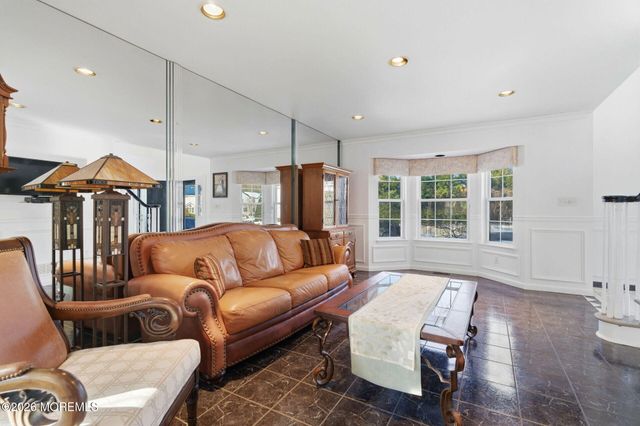 42 Diamond Lane, Howell, NJ 07731