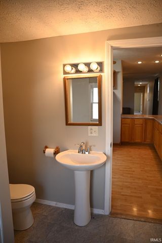 2115 W Delaware Street, Evansville, IN 47712