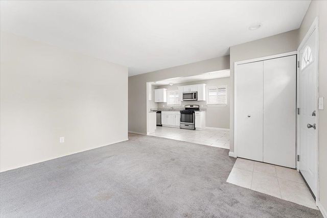 23021 Almond Avenue, Eastpointe, MI 48021
