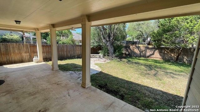 13127 Essen Frst, Helotes, TX 78023