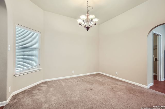 13127 Essen Frst, Helotes, TX 78023