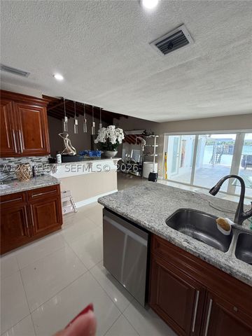 8300 SW 48th St, Miami, FL 33155