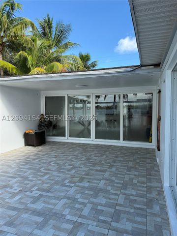 8300 SW 48th St, Miami, FL 33155