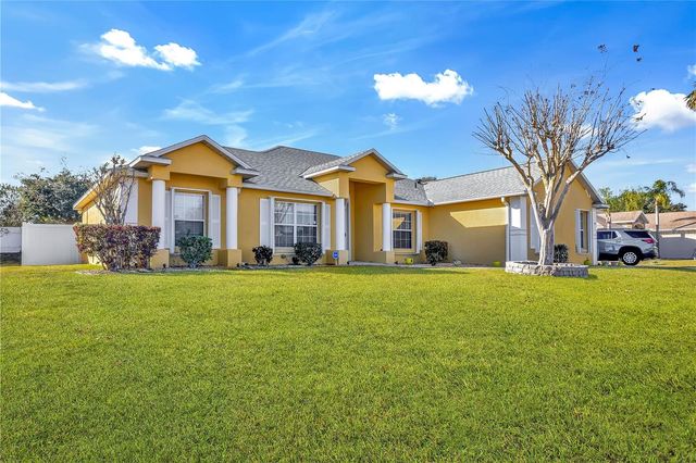 10521 CEDAR FOREST CIRCLE, Clermont, FL 34711