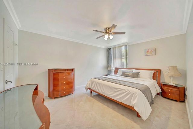 200 172nd St 220, Sunny Isles Beach, FL 33160