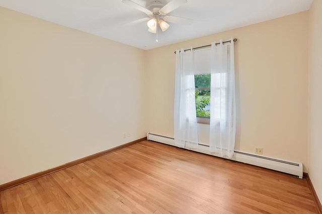 W224N5025 East View DRIVE, Sussex, WI 53089