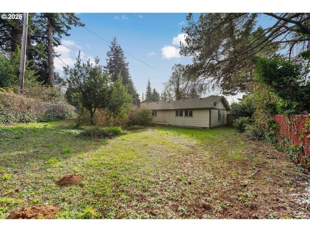 3461 SCOTT Ct, North Bend, OR 97459