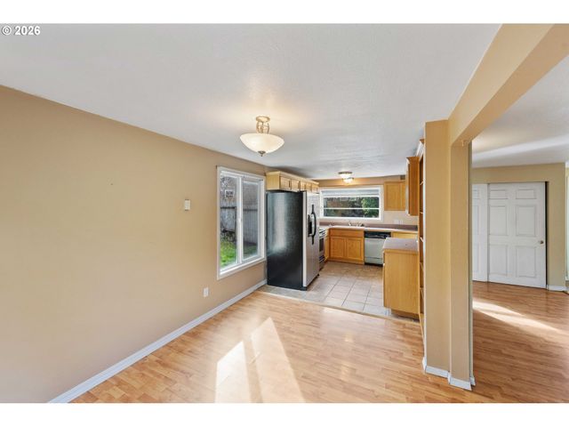3461 SCOTT Ct, North Bend, OR 97459