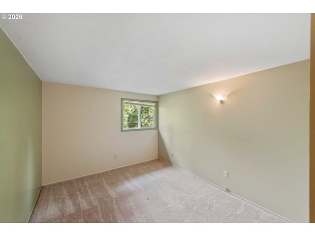 3461 SCOTT Ct, North Bend, OR 97459
