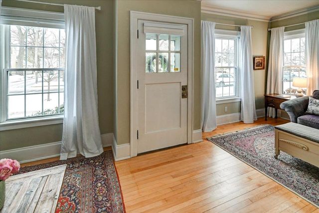 809 Oak Street, Baraboo, WI 53913