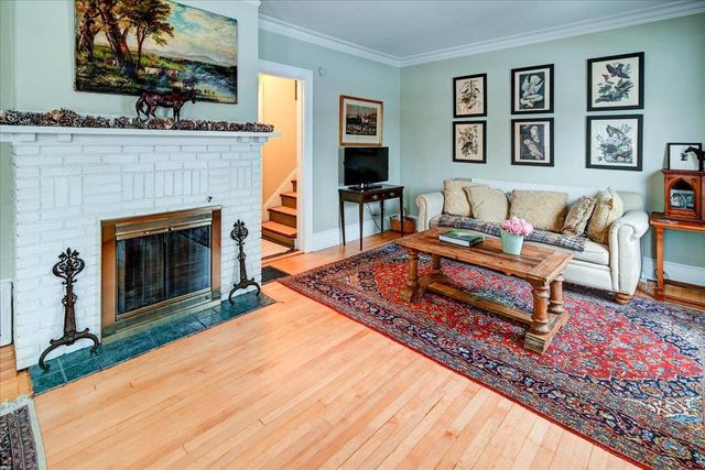 809 Oak Street, Baraboo, WI 53913