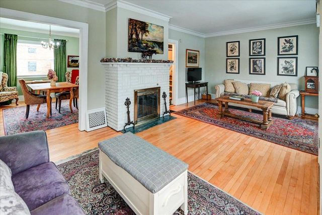 809 Oak Street, Baraboo, WI 53913