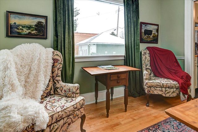 809 Oak Street, Baraboo, WI 53913