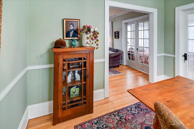 809 Oak Street, Baraboo, WI 53913