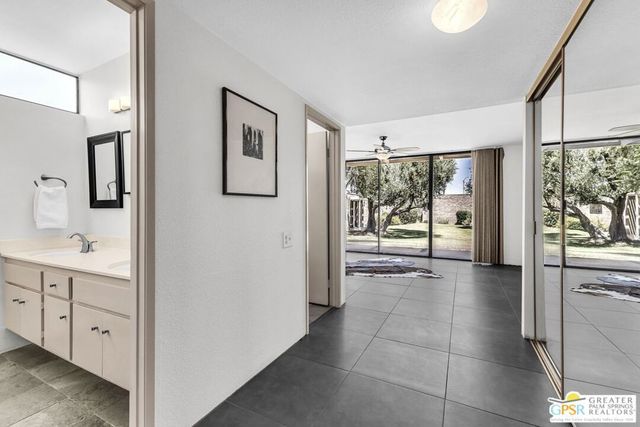 858 N Calle De Mimosas, Palm Springs, CA 92262