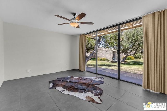 858 N Calle De Mimosas, Palm Springs, CA 92262