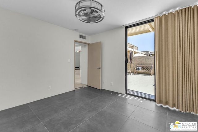 858 N Calle De Mimosas, Palm Springs, CA 92262