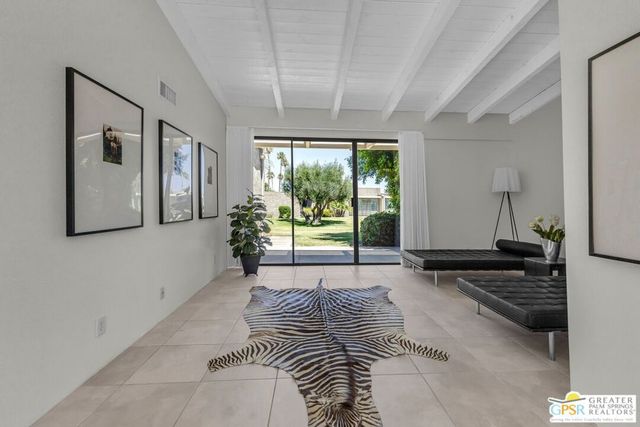 858 N Calle De Mimosas, Palm Springs, CA 92262