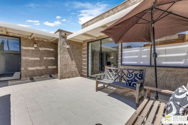 858 N Calle De Mimosas, Palm Springs, CA 92262