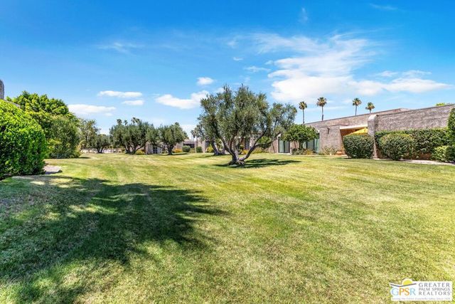 858 N Calle De Mimosas, Palm Springs, CA 92262