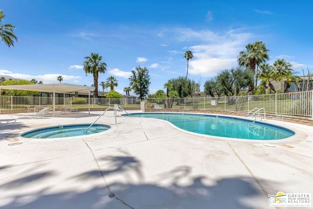 858 N Calle De Mimosas, Palm Springs, CA 92262