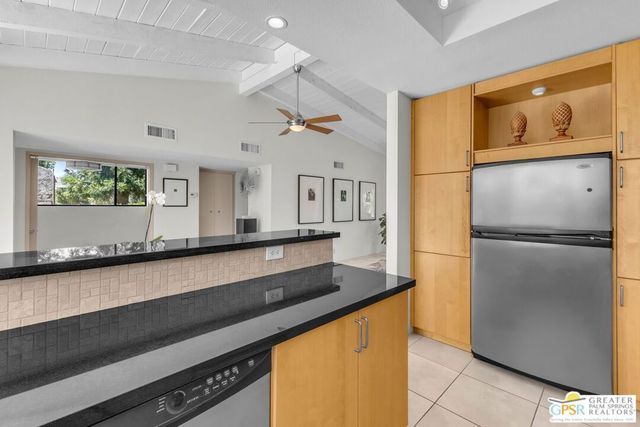858 N Calle De Mimosas, Palm Springs, CA 92262