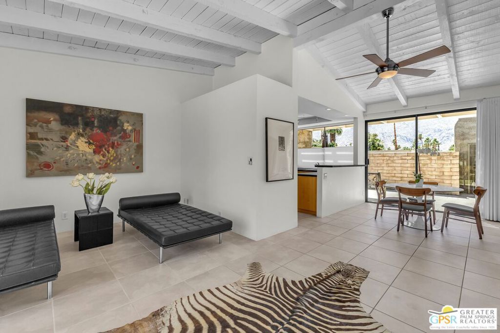 858 N Calle De Mimosas, Palm Springs, CA 92262