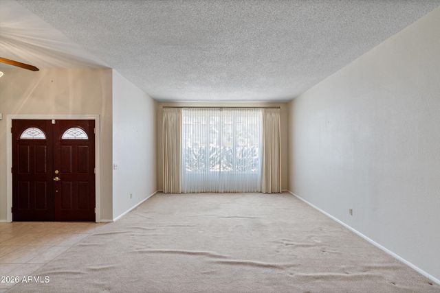 9654 N 18TH Street, Phoenix, AZ 85020