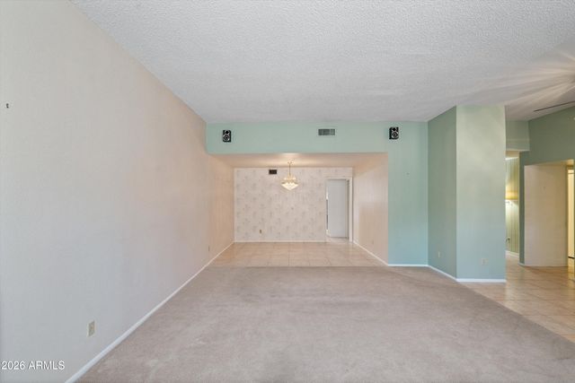 9654 N 18TH Street, Phoenix, AZ 85020