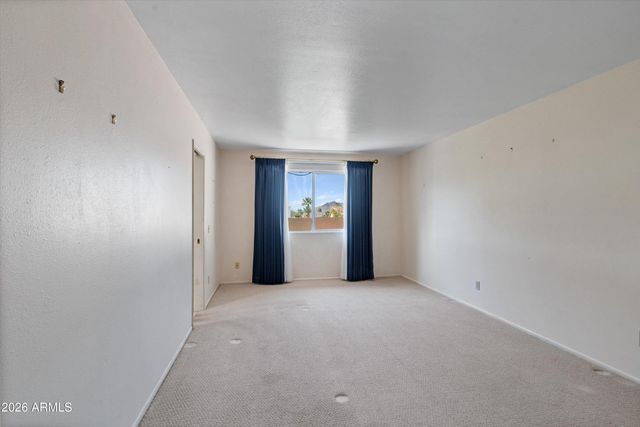 9654 N 18TH Street, Phoenix, AZ 85020