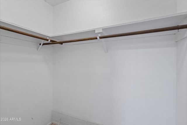 9654 N 18TH Street, Phoenix, AZ 85020