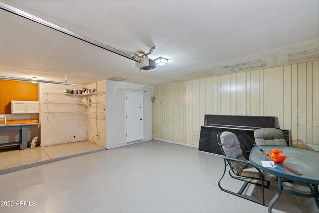 9654 N 18TH Street, Phoenix, AZ 85020