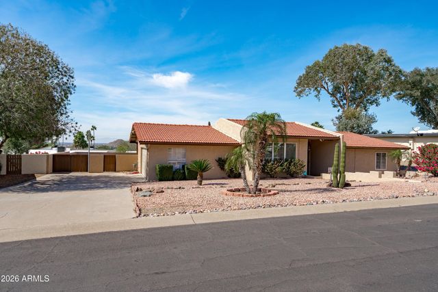 9654 N 18TH Street, Phoenix, AZ 85020