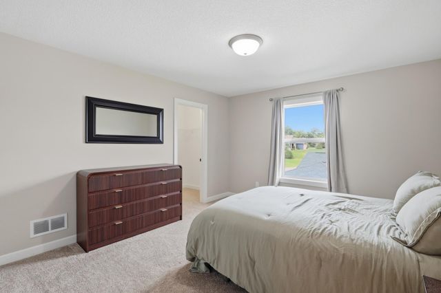 14206 244th Avenue NW, Zimmerman, MN 55398