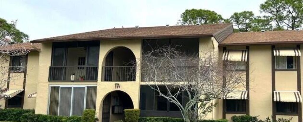 239 Pine Hov Circle A-1, Greenacres, FL 33463