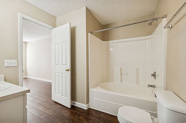 3648 Coles Branch Dr, Antioch, TN 37013